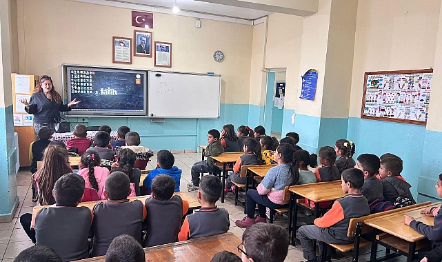 Çocuklar sokak hayvanları konusunda bilgilendirildi