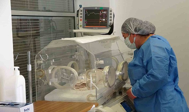 Elazığ'dan sevk edilen bebek Van'da şifa buldu