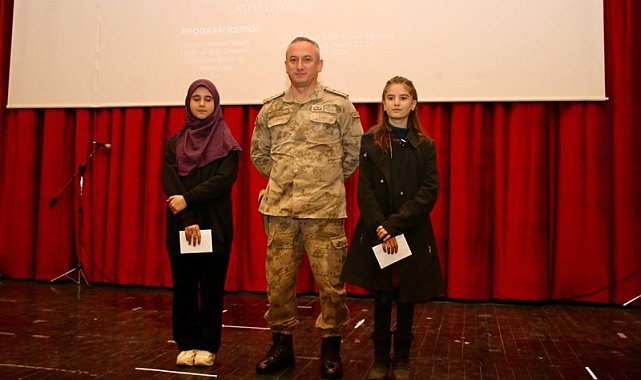 Erciş'te Dünya Arapça Günü programı düzenlendi