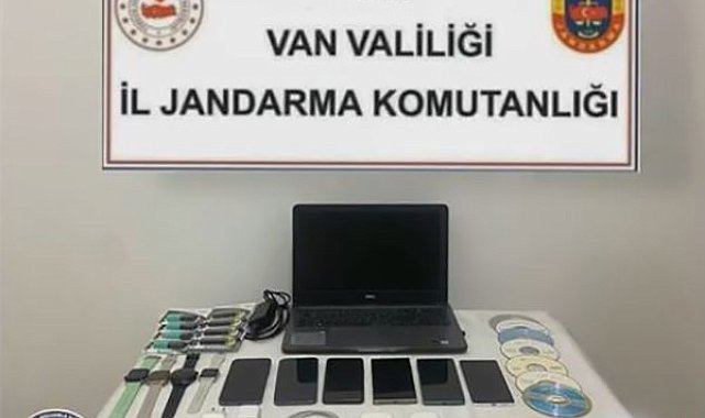 Erciş'te telefonlara IMEI klonlaması yapan iş yerine operasyon: Çok sayıda malzeme ele geçirildi