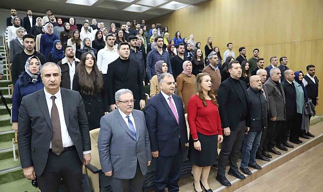 FÜ'de öğrenciler önlüklerini giydi