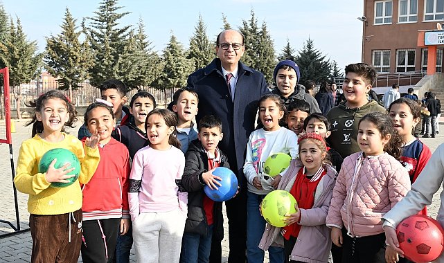 Geçit: 'Spor İstasyonları örnek bir projedir"