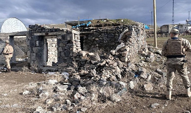 Kars'ta 13 düzensiz göçmen yakalandı