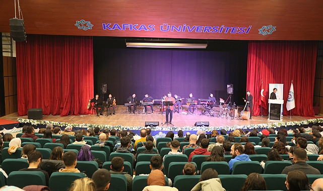 Kars'ta "Anadolu'dan renkler" konseri düzenlendi