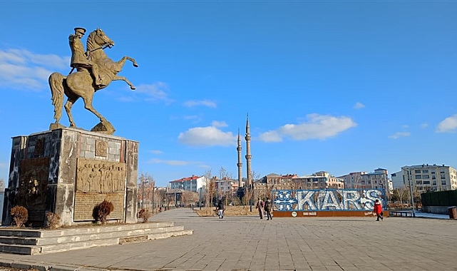 Kars'ta Aralık ayında sonbahar havası yaşanıyor