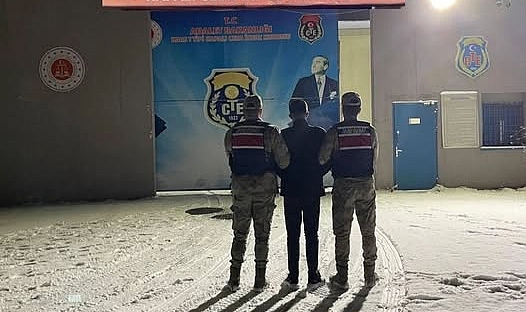 Kars’ta araması bulunan şahıs tutuklandı