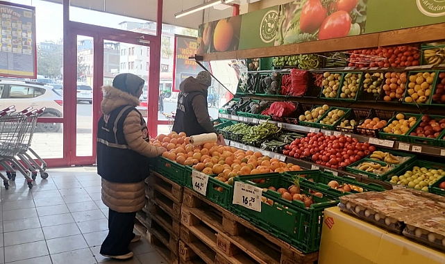 Kars'ta zincir marketlerde denetimler sürüyor