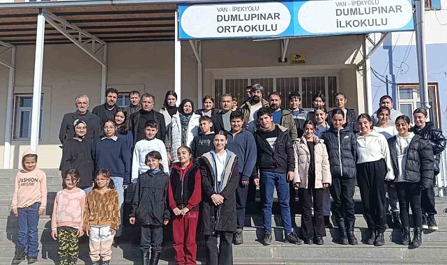Müdür Yeşilova'dan okul ziyaretleri