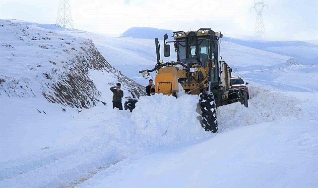 Muş'ta 210 köy yolu ulaşıma kapandı
