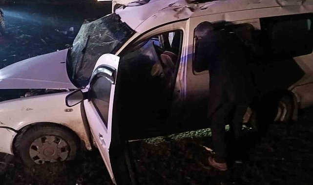 Muş'ta yoğun sis kazaya neden oldu: 6 kişi yaralandı