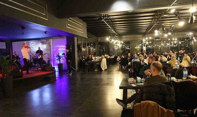Özgün müziğin ustası Seydi unutulmaz bir gece yaşattı