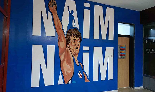 Ressam Erdi Gür ve öğrencilerinin sanat yolculuğu