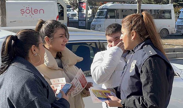 Tatvan'da polis ekiplerinden KADES ve dolandırıcılık bilgilendirmesi
