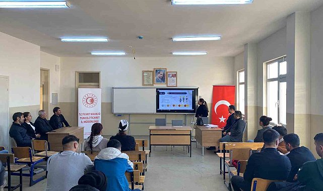 Tunceli'de liseli gençlere eğitim