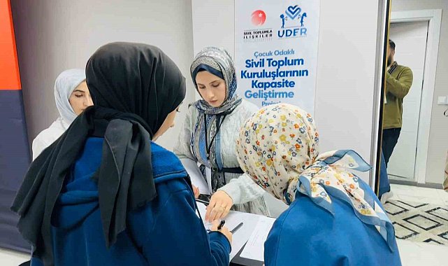 UDER'den STÖ'lere çocuk güvenliği eğitimi