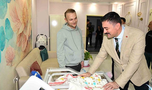 Vali Tekbıyıkoğlu, 'anne dostu' Tunceli Devlet Hastanesinde incelemelerde bulundu