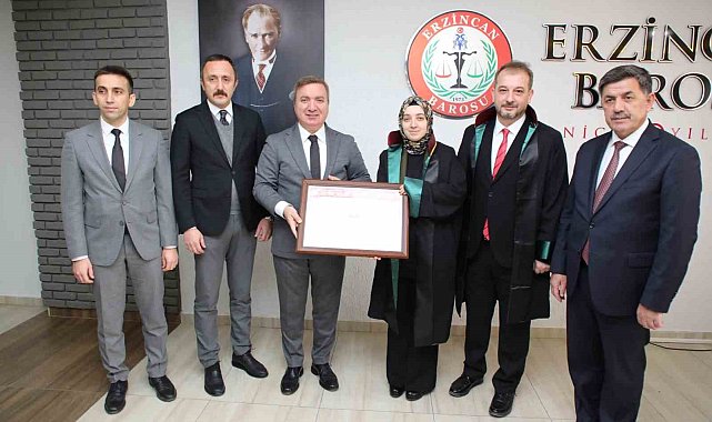 Vali Yardımcısı Kurt, avukatlar ruhsatnamesini aldı