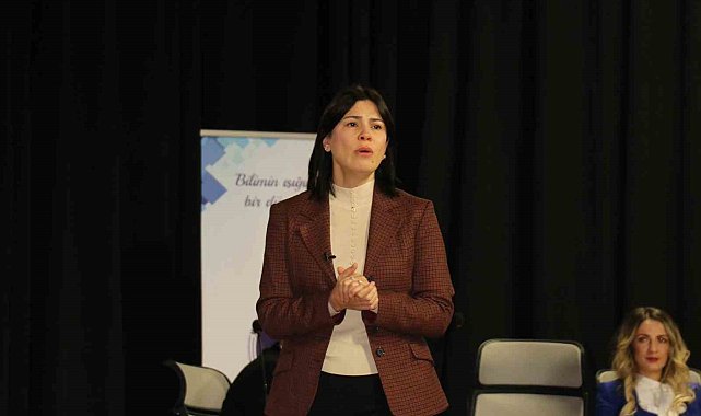 Van YYÜ'de "Çocuk İstismarı ve Mağdura Yaklaşım Sempozyumu" düzenlendi
