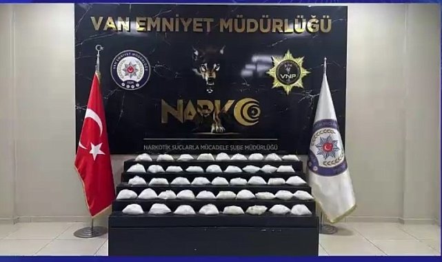 Van'da 24 kilo 100 gram metamfetamin ele geçirildi