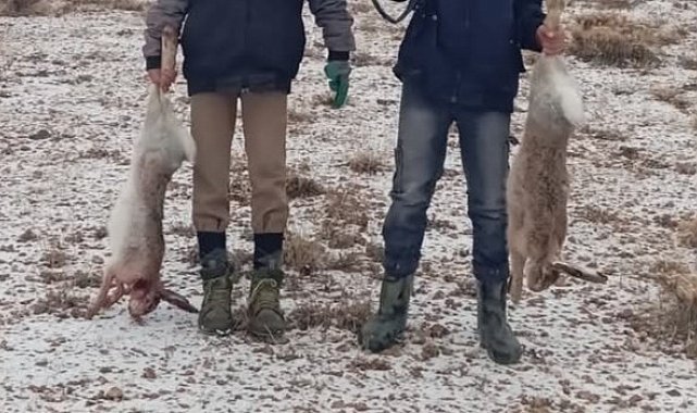 Van'da vurduğu tavşanları sosyal medyadan paylaşan şahsa 14 bin lira ceza
