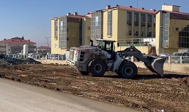 Yüksekova Devlet Hastanesi'nin yolu asfaltlandı