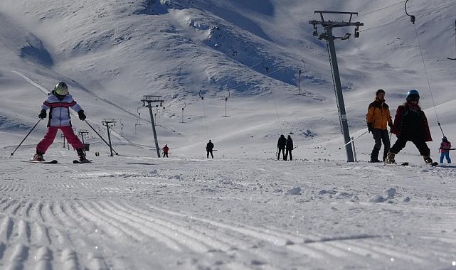 Abalı Kayak Merkezi kar yağışının az olması nedeniyle sezonu açamadı