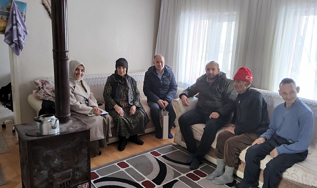 Açık Kapı haneleri ziyaret ediyor