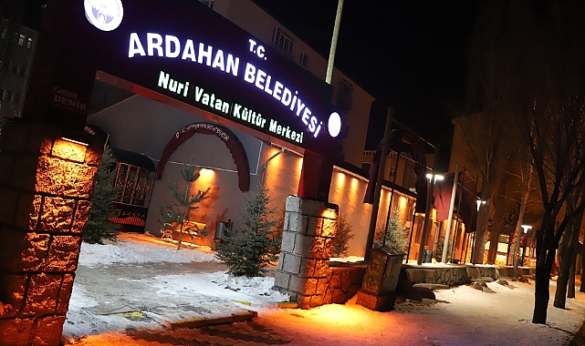Ardahan Belediyesi Nuri Vatan Kültür Merkezi büyük ilgi görüyor