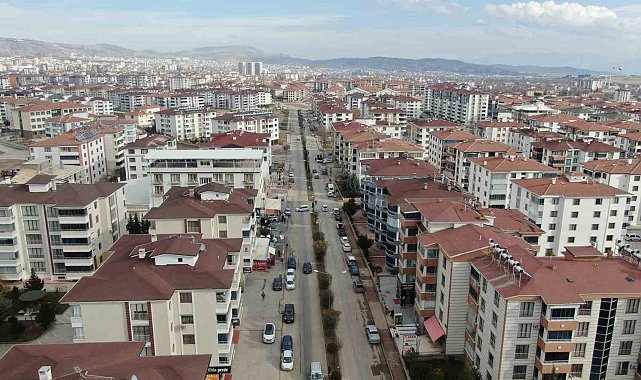 Babürhan: ''Suriyelilerin dönmesiyle, yaşadıkları mahallelerde kira fiyatları düşecek''