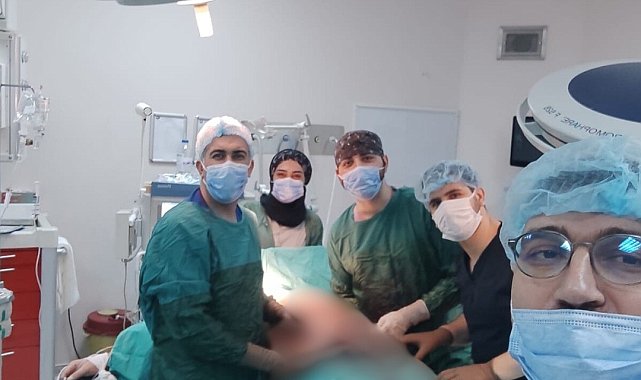 Bingöl'de bir hastaya, 7 saatlik plastik estetik cerrahi operasyon gerçekleştirildi