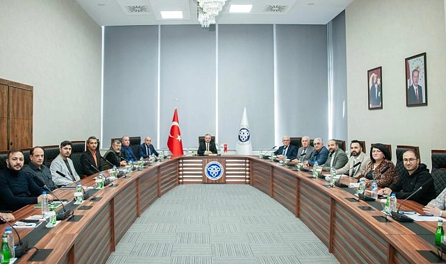 EBYÜ Uygulama ve Araştırma Merkezleri Değerlendirme Toplantısı yapıldı