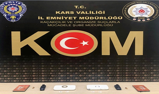 Ehliyet sınavında kopya çekenlere suçüstü