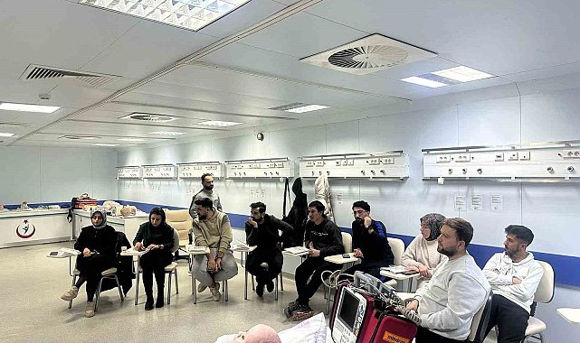 Elazığ'da çocuklarda ileri yaşam desteği konulu eğitim