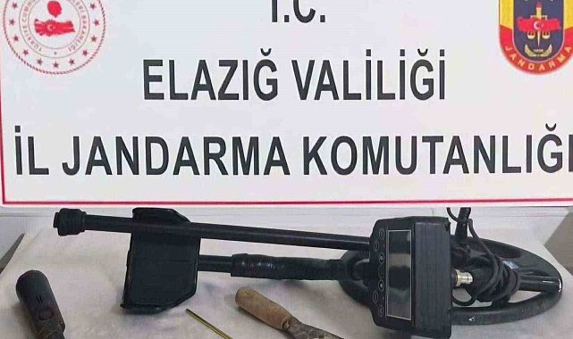 Elazığ'da kaçak kazı yapan 2 şüpheli yakalandı
