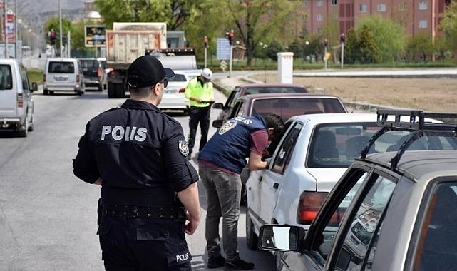 Erzincan'da toplamda 33 yıl 11 ay 8 gün hapis cezası olan 14 şahıs yakalandı