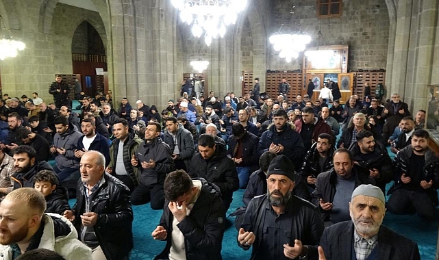 Erzurum'da Miraç Kandili coşkusu