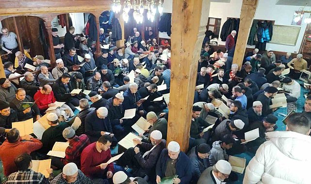 Erzurum'da yüzyıllardır devam eden 1001 hatim geleneği