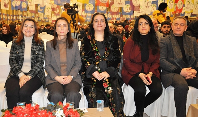 Hatimoğulları: Barış için gece gündüz demeden çalışalım