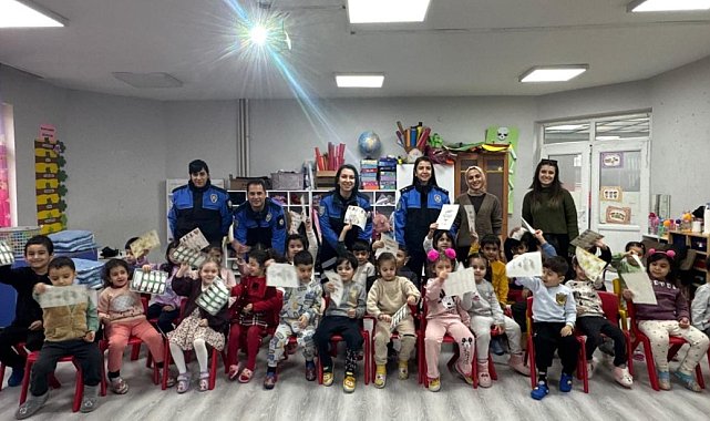 Iğdır'da çoçuklara polislik mesleği anlatıldı