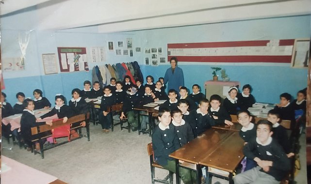 İlkokul arkadaşları 32 yıl sonra buluştu, hatıralar yad edildi