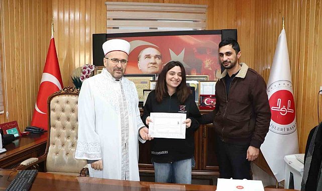 İtalyan Martina, Elazığ'da İslamiyet'i seçti