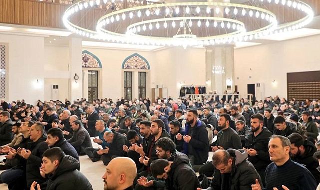 Kars’ta Miraç Kandili dualarla idrak edildi