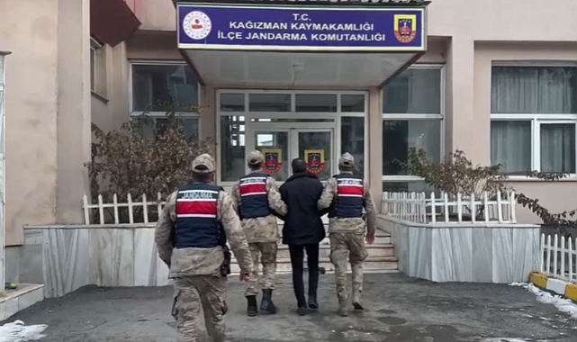 Kars'ta terör örgütüne üye olmaktan aranan şahıs yakalandı