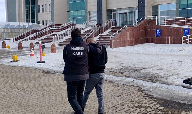 Kars'ta uyuşturucu satıcısı yakalandı