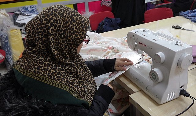 Malatya'da kadınlar hem üretiyor hem sosyalleşiyor