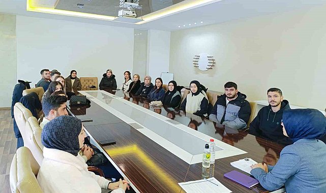 Milli Eğitim Müdürü Çam; "Sabır ve sevgiyle yoğrulmuş, ilham veren birer rehbersiniz"