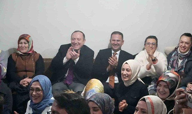 Öğretmen Akademileri'nde köy seyirlik oyunları