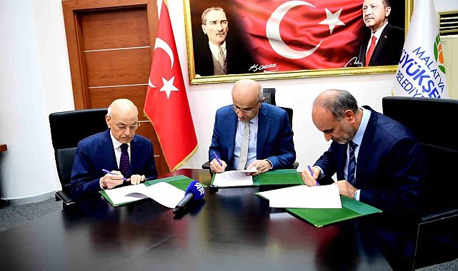 Söğütlü Cami'nin yapı kontrolü büyükşehir belediyesi tarafından yapılacak