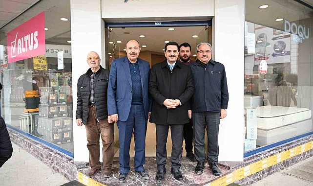 Taşkın İnönü caddesi esnafı ile bir araya geldi