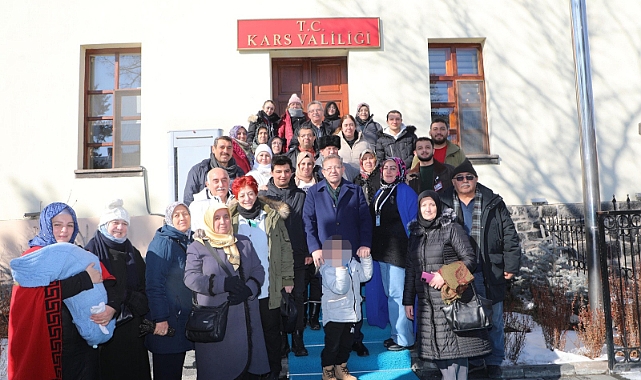 Tatilcilerin Kars gezisi mutluluğu